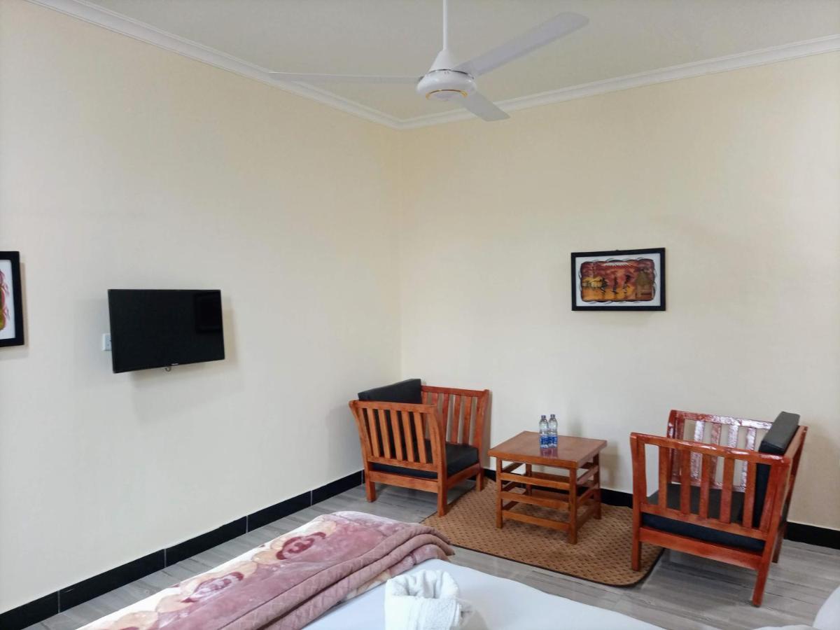 Chibuba Airport Accommodation Νταρ ες Σαλάμ Εξωτερικό φωτογραφία