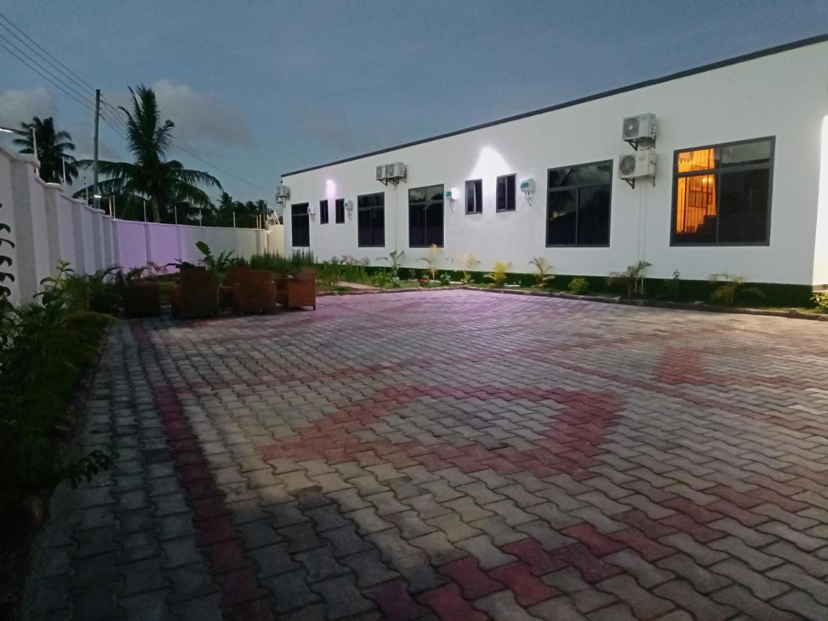 Chibuba Airport Accommodation Νταρ ες Σαλάμ Εξωτερικό φωτογραφία